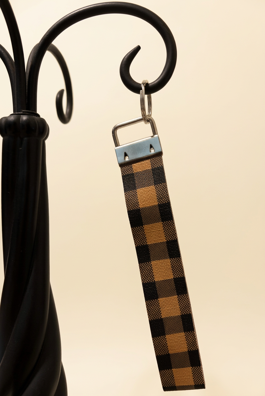 Keychain -faux leather wristlet (Checkered)