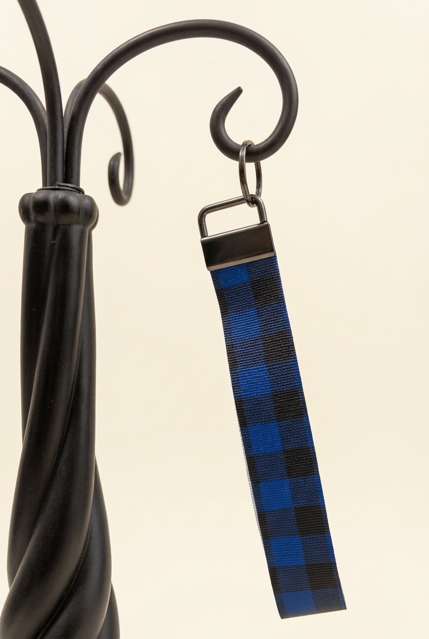 Keychain -faux leather wristlet (Checkered)