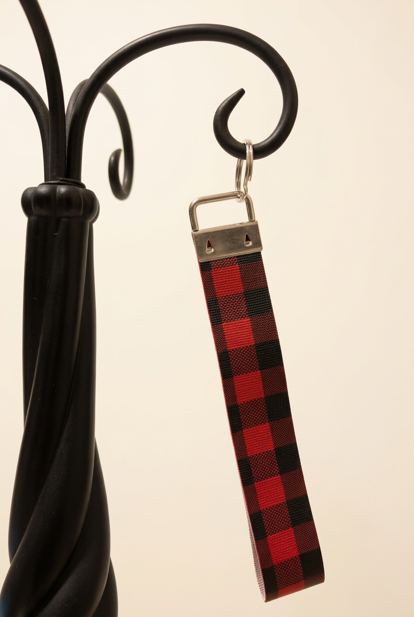 Keychain -faux leather wristlet (Checkered)